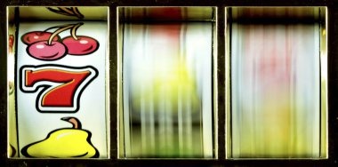boswin live-dealer table list showing blackjack, roulette, baccarat, Dragon Tiger with current player counts and wait times